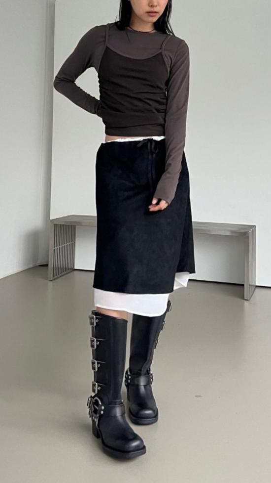  더 엔케이씨 스토어 긴팔 티셔츠 NKC 스토어 레일라 탑 브라운 - The NKC Store