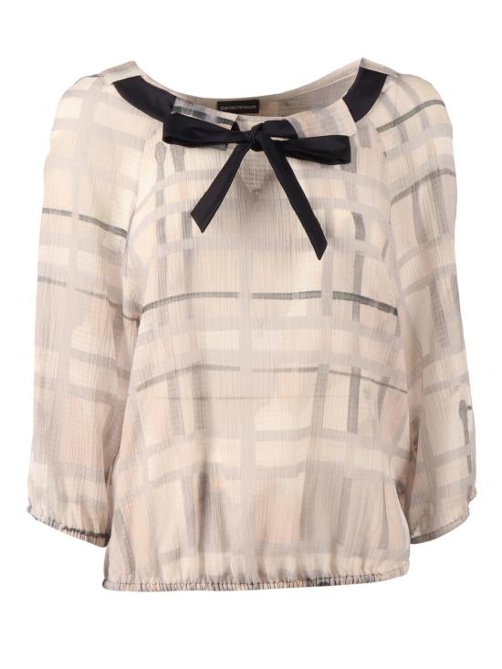  엠포리오 아르마니 탑