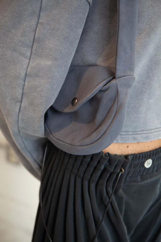  페이 페이 월드와이드 스웨터 페이페이 월드와이드 퍼스 크롭 후드티 - FEY FEY WORLDWIDE