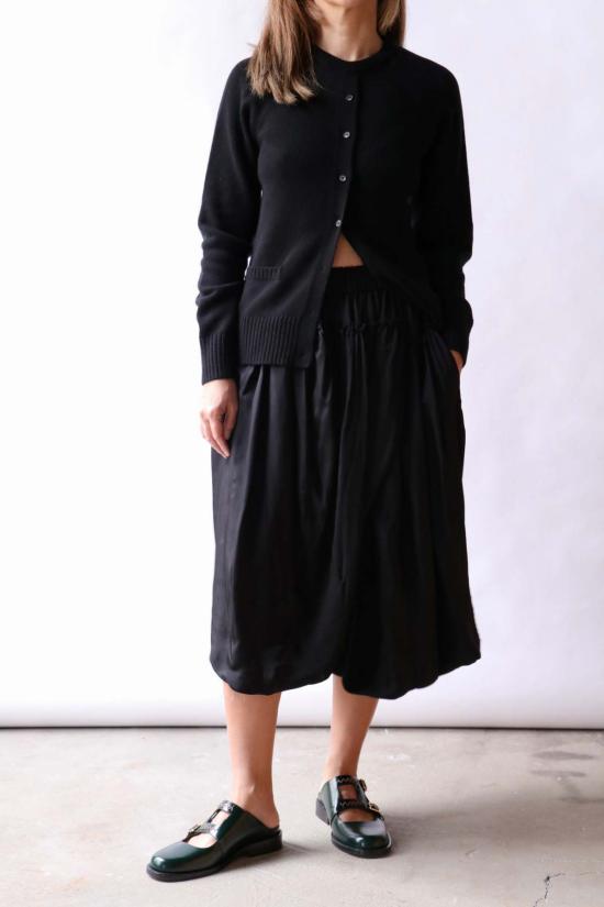  코데라 크롭 팬츠 코르데라 러플 스커트 팬츠 블랙 - CORDERA