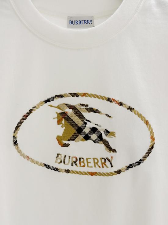 26SS 버버리 체크 나이트 스탬프 코튼 티셔츠 8126358 B7078 CHALK - BURBERRY