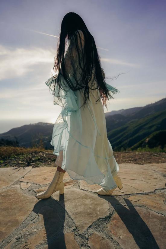  My Store 라운지 웨어 내 가게 푸른 연꽃 하늘의 여사제 로브 - SONG OF THE SERPENTS