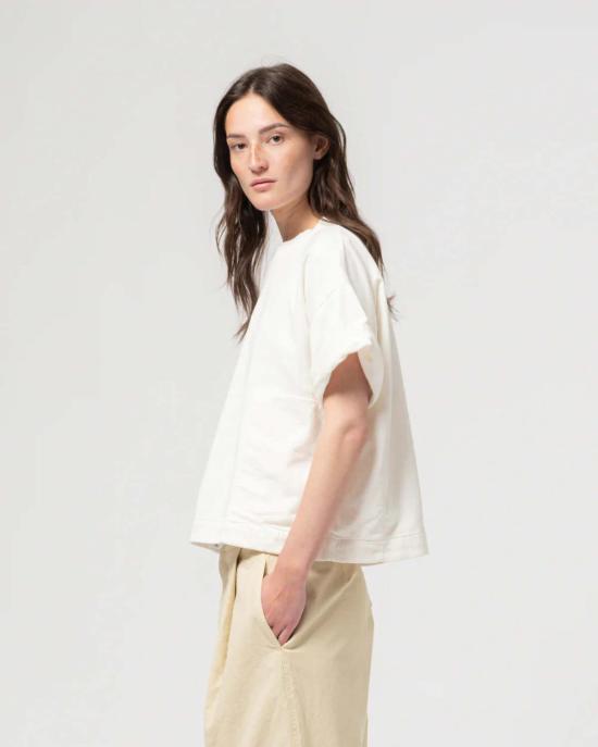  걸스오브더스트 반팔 티셔츠 더스트 걸스 피지컬 티 탑 - GIRLS OF DUST