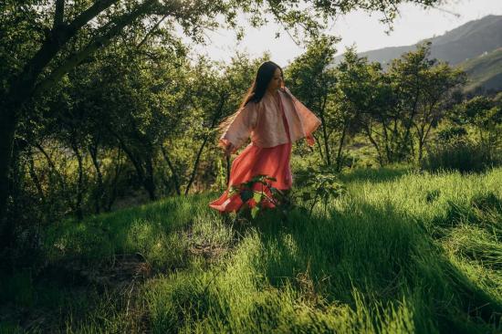  My Store 라운지 웨어 내 가게 로즈 쿼츠 사원의 시종 기모노 - SONG OF THE SERPENTS