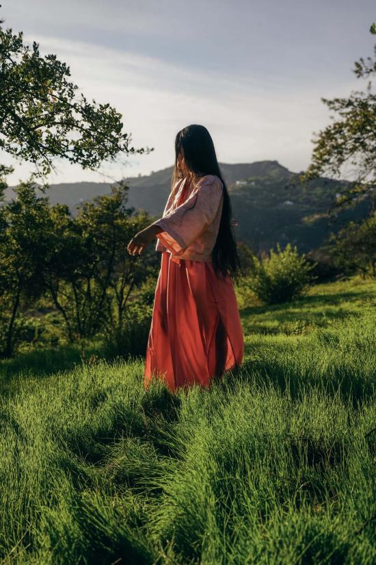  My Store 라운지 웨어 내 가게 로즈 쿼츠 사원의 시종 기모노 - SONG OF THE SERPENTS