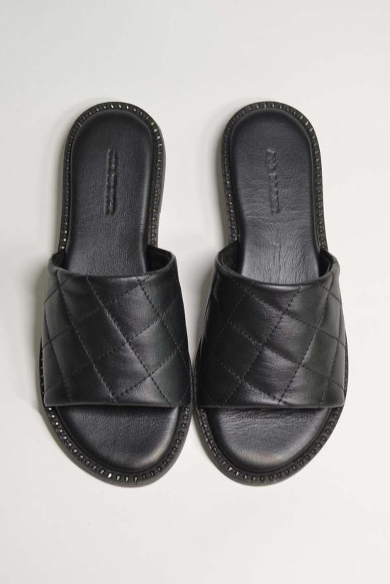  ALL BLACK 뮬/슬리퍼 올 블랙 퀼팅 슬라이드 - OTHER BRANDS