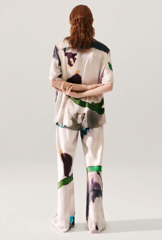  실크 런드리 탑 - SILK LAUNDRY