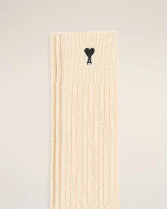 26SS 아미 스몰 하트 로고 삭스 USC611AK0007 150 - AMI