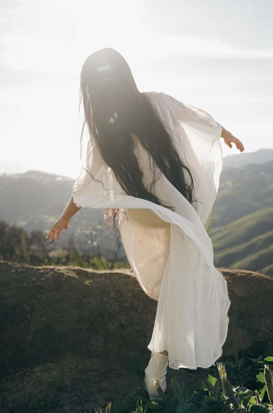  Song of the Serpents 롱 원피스 내 스토어 댄스 오브 데스티니 라이징 케이프릿 화이트