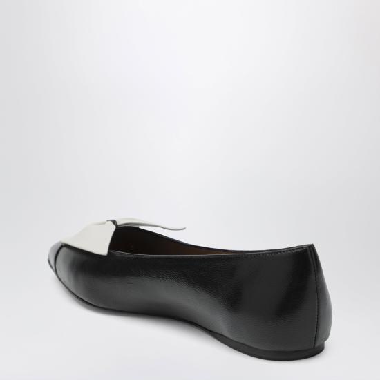 26SS 살바토레 페라가모 플랫 슈즈 07933881CLE Black - SALVATORE FERRAGAMO