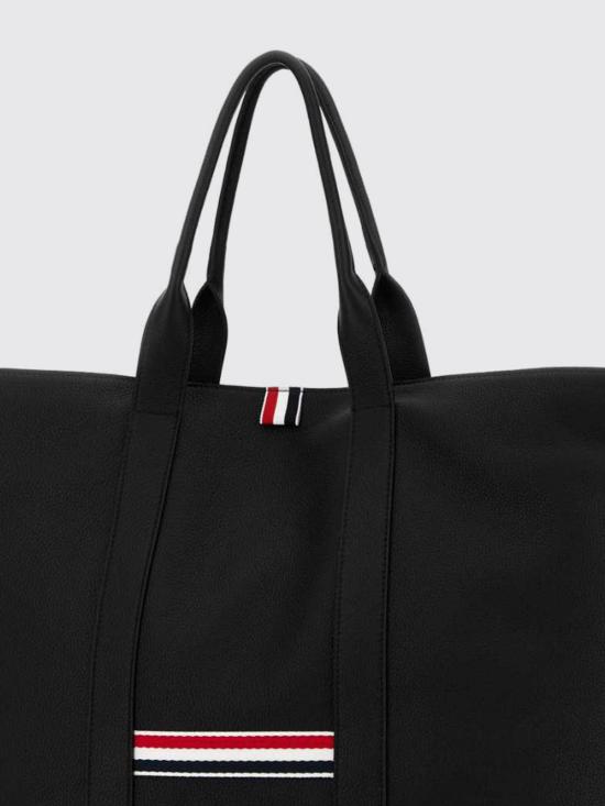 26SS 톰브라운 숄더백 UAG265AL0105 001 Black - THOM BROWNE