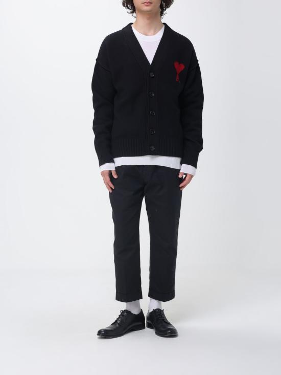 26SS 아미 하트 로고 인타르시아 V넥 가디건 UKC367018 009 Black - AMI