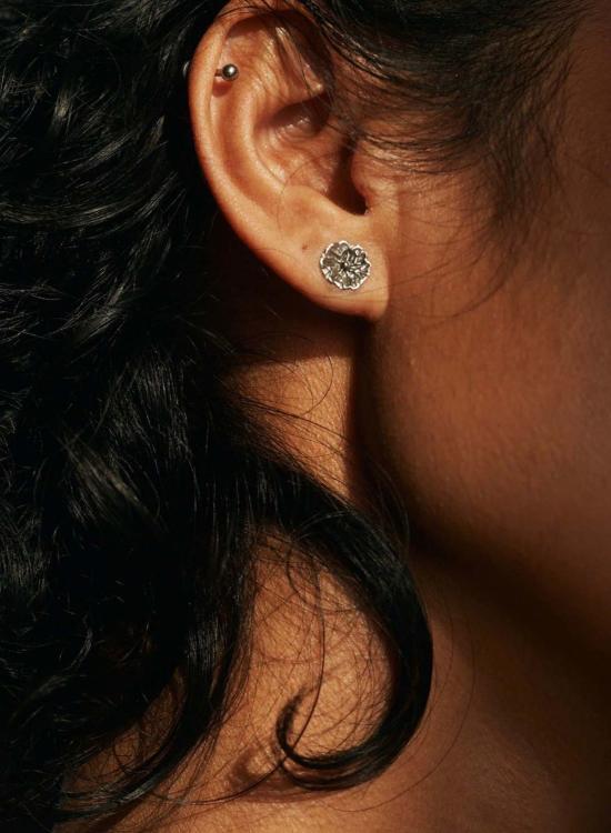  메그 이어링 카리나 하디 LP 스터드 스몰 - MEG