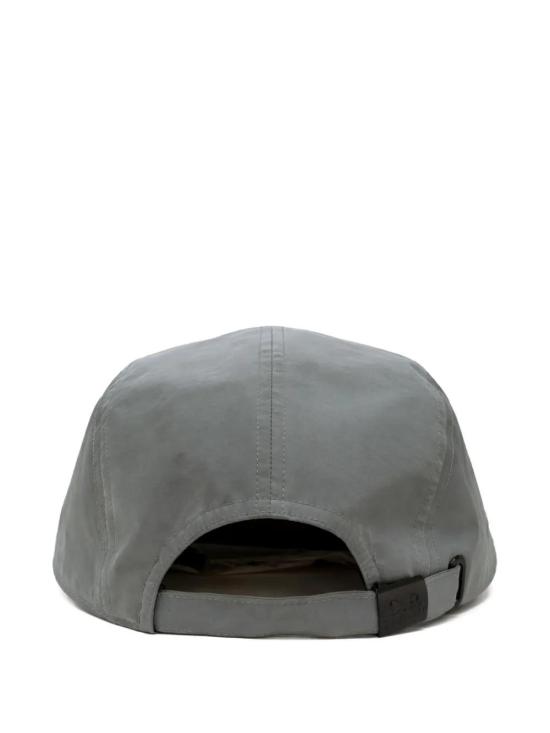 26SS 씨피 컴퍼니 볼캡 20CMAC047A110545A 809 SILVER BLUE - C.P. COMPANY