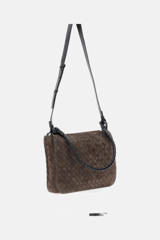 25FW 보테가베네타 스웨이드 숄더백 795074V1QE5 2610 FONDANTBLVINTA 2610 FONDANT BL VINTA - BOTTEGA VENETA