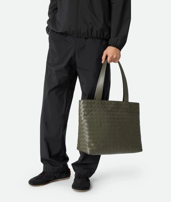 26SS 보테가베네타 스몰 인트레치아토 지퍼 토트백 795628V2HL1 3248 CROCODILESILVER 3248 CROCODILE SILVER - BOTTEGA VENETA