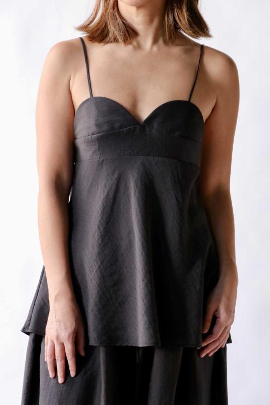  코데라 바디수트 티셔츠 코르데라 하트 모양 탑 - CORDERA