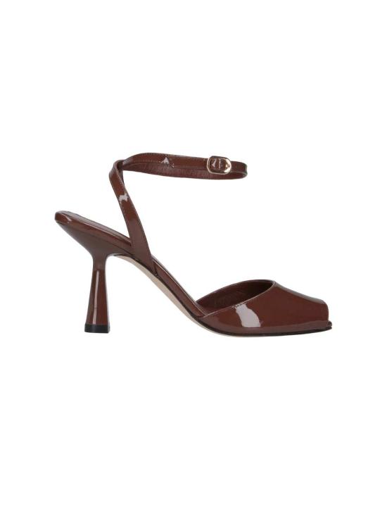  스튜어트 와이츠먼 힐/펌프스