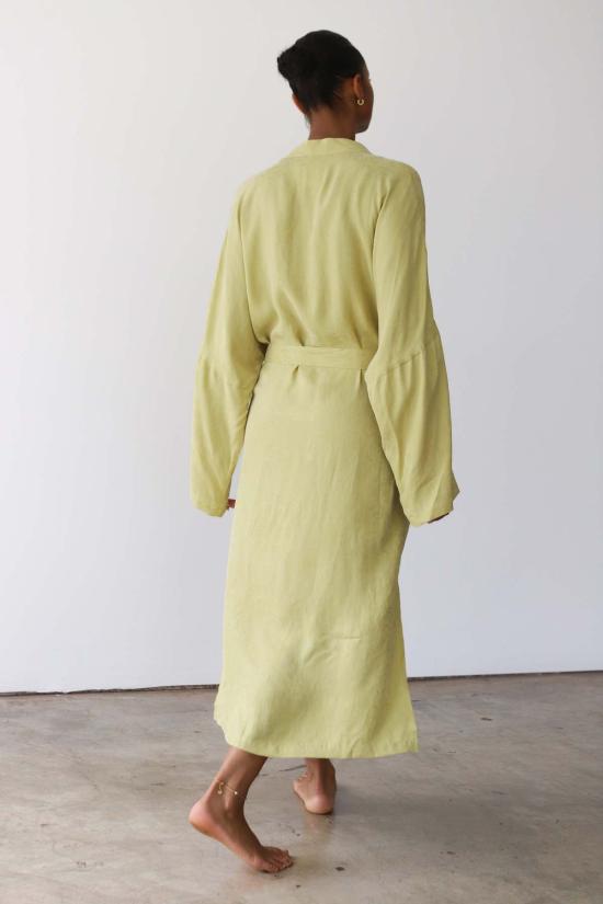  Be Idle 라운지 웨어 긴 옷을 입고 게으름을 피우세요 - BE IDLE