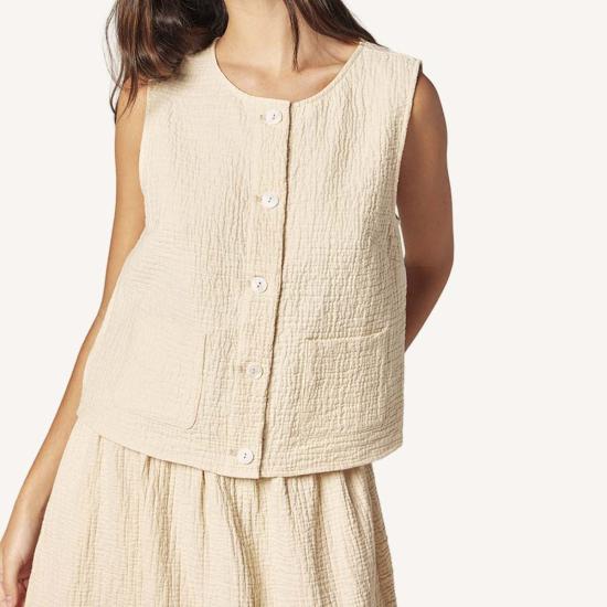  아멘테 블라우스 자카드 버튼 탑