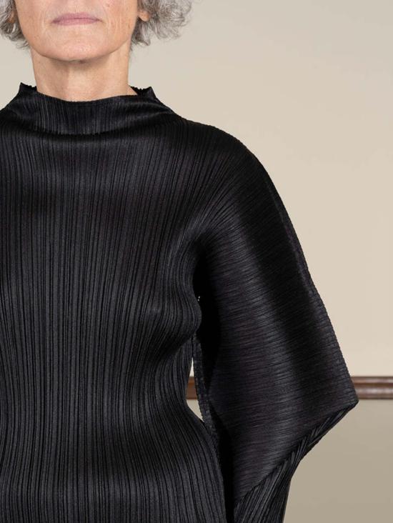  이세이 미야케 블라우스 스카이라인 탑 블랙 - ISSEY MIYAKE