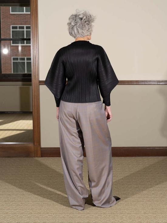  이세이 미야케 블라우스 스카이라인 탑 블랙 - ISSEY MIYAKE