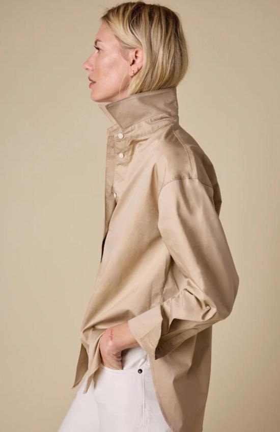  soldout.nyc 블라우스 매진되었습니다.NYC 모든 것이 담긴 셔츠