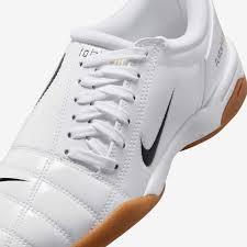  나이키 토탈 90 W IO2387 100 DOM - NIKE