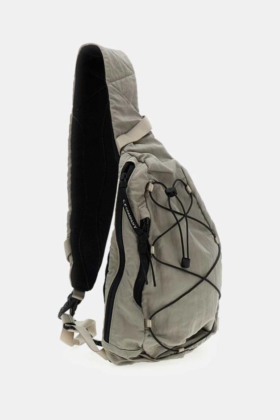  씨피 컴퍼니 백팩 C.P. 컴퍼니 크로스바디  (회색) - C.P. COMPANY