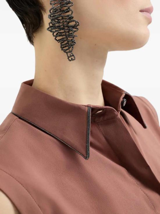 26SS 브루넬로 쿠치넬리 샤이니 트리밍 스트레치 코튼 포플린 슬리브리스 셔츠 M0091MA616 C4182 FIRE BRICK - BRUNELLO CUCINELLI