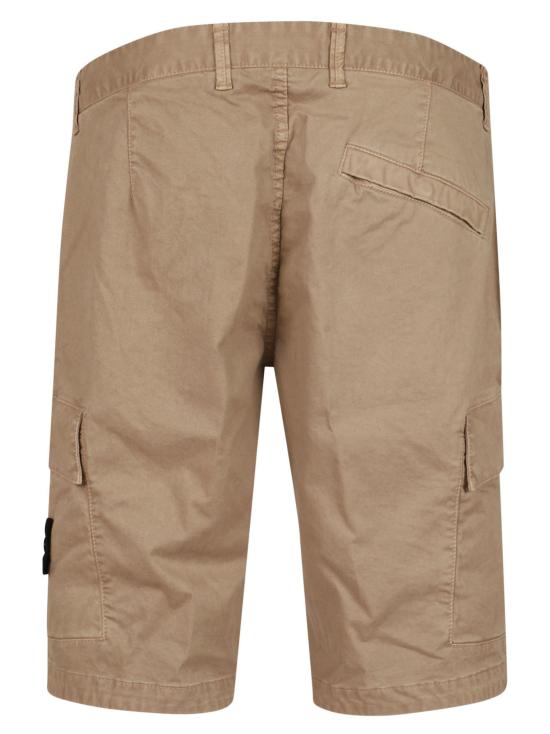 26SS 스톤 아일랜드 오가닉 코튼 스트레치 브로큰 트윌 올드 이펙트 슬림핏 카고 쇼츠 L1S15L100018S0004 V019A DESERTO NUDE NEUTRALS - STONE ISLAND