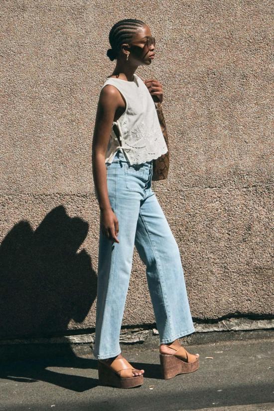  롤라스 민소매 티셔츠 카밀 탑 자수 화이트 - ROLLAS