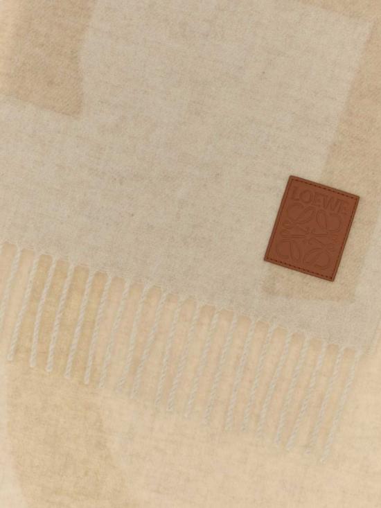 26SS 로에베 머플러/스카프 FSA3SS1W04 LIGHTBEIGEBEIG Beige - LOEWE