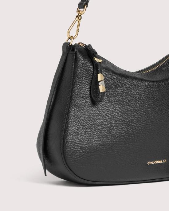 26SS 코치넬리 숄더백 8511412 Black - COCCINELLE