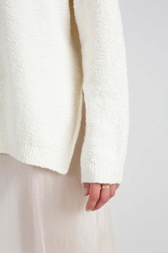  로렌 마누지안 스웨터 로렌 마누기안 부클 크루넥 - LAUREN MANOOGIAN