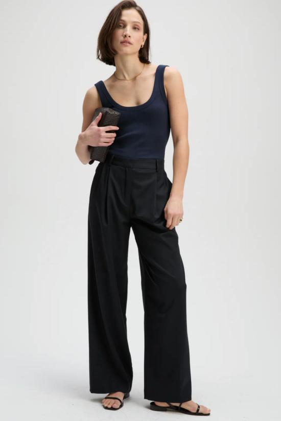  솔드아웃 엔와이씨 민소매 티셔츠 Soldout.NYC 스쿱 잇 업 탱크탑 - SOLDOUT.NYC