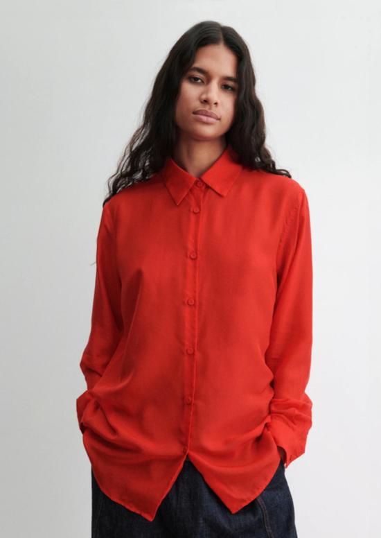  레이첼 코미 셔츠 퀴니 셔츠