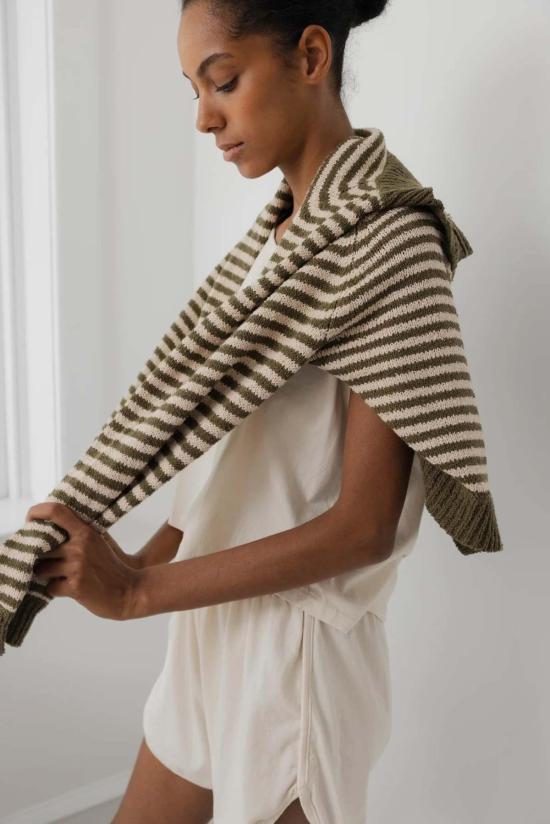  울 하이드 가디건 스트라이프드 봄버 - WOL HIDE