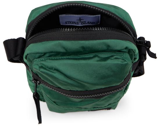  스톤 아일랜드 코티드 나일론 메탈 에코닐 크로스바디백 S159200015S0251V005H green - STONE ISLAND