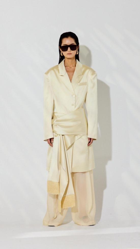  더 엔케이씨 스토어 수트 자켓 NKC 스토어 나딘 블레이저 드레스 (원사이즈)