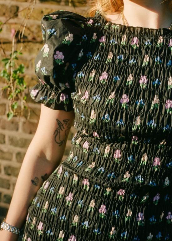  리사 세이즈 가 원피스 리사는 가 소호 드레스를 말합니다 - LISA SAYS GAH