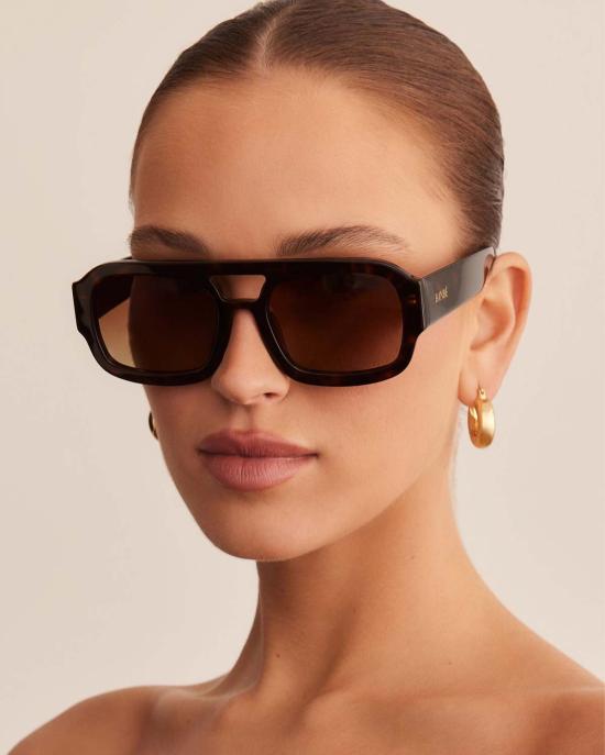  Banbé Eyewear 안경 반베 아이웨어 수키 선글라스 다크 하바나 토터스