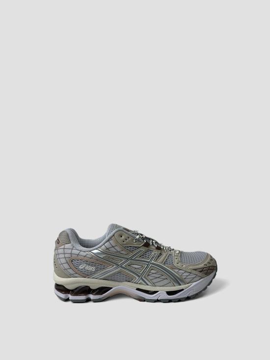 26SS 아식스 스니커즈 1203A543 024 CONCRETE FEATHER GREY