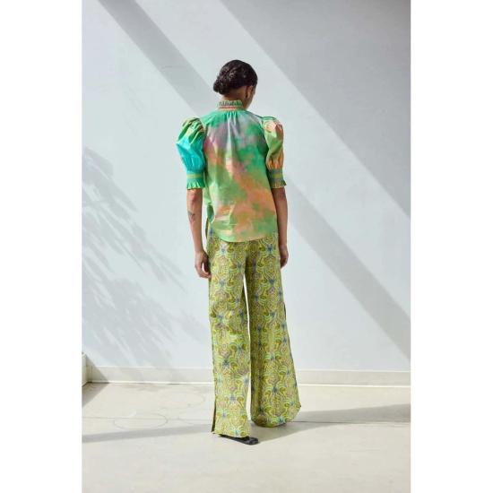  호프 포 플라워스 바이 트레이시 리스 탑 트레이시 리스의 '꽃을 위한 희망' 반팔 스모크 셔츠, 봄 풍경 - HOPE FOR FLOWERS