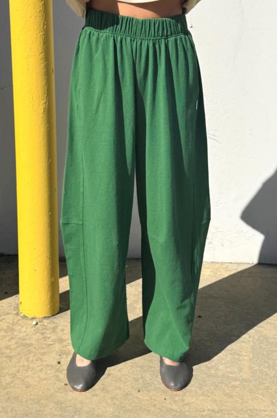  르 본 숍 트레이닝/조거 팬츠 르봉 쇼페 베어 팬츠 모스 그린 - Le Bon Shoppe
