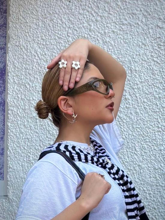  아메모리 반지 청키 플라워 링 - AMEMORI