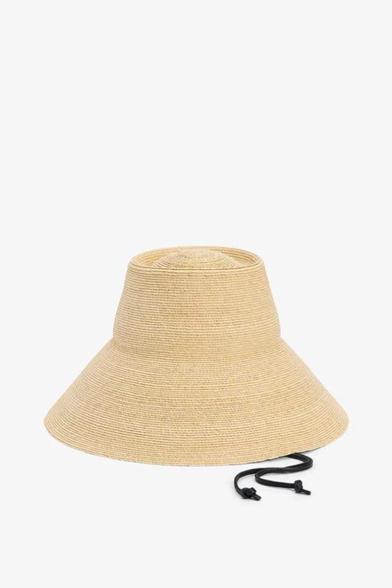  자네사레온 버킷햇 자네사 레오네 수니 햇