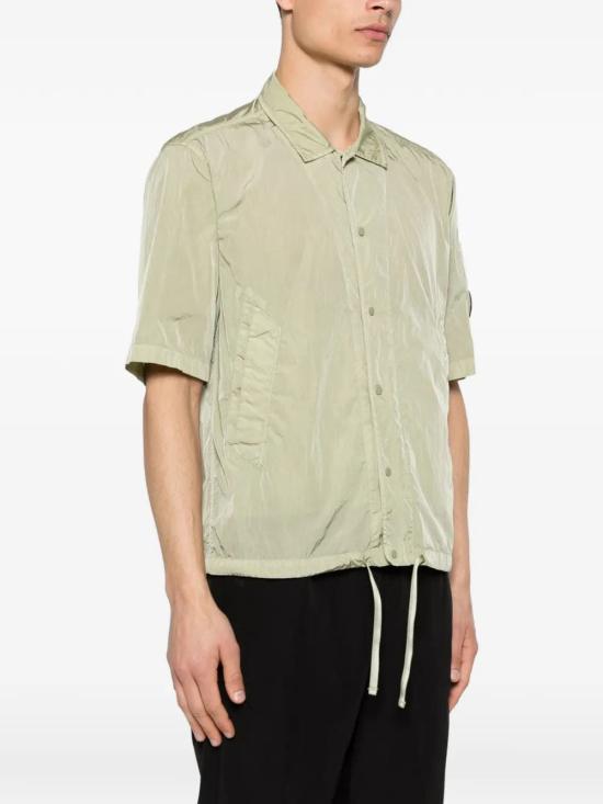 26SS 씨피 컴퍼니 크롬-R 숏슬리브 렌즈 오버셔츠 20CMOS009A005904G610 GREEN - C.P. COMPANY