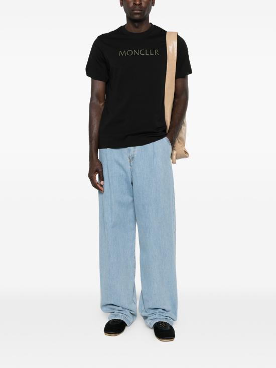 26SS 몽클레어 로고 프린트 코튼 티셔츠 L10918C0007589B8U 999 BLACK - MONCLER