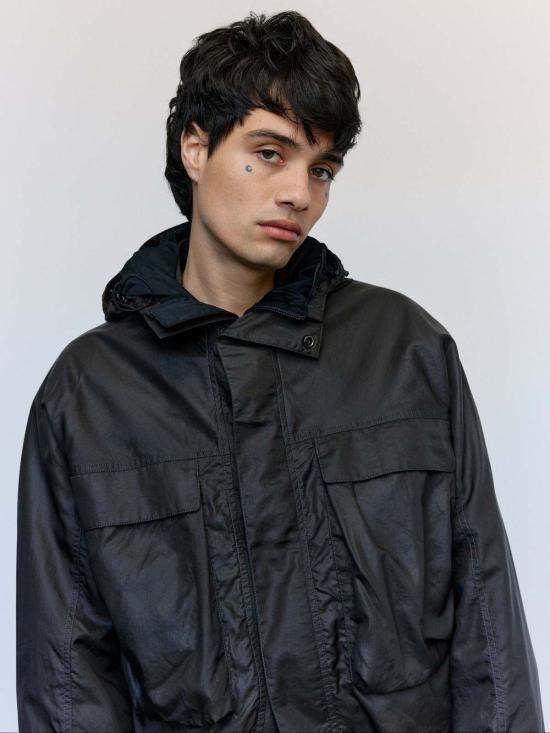  르메르 자켓 에스프레소 나일론 반팔 레인 파카 에스프레소 - LEMAIRE